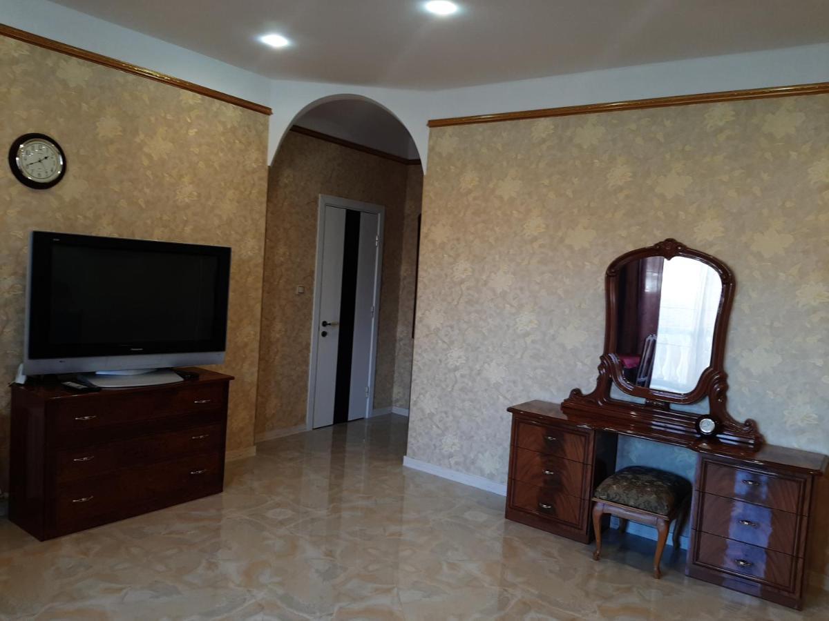 Appartement Аппартаменты С Балконом à Odessa Extérieur photo