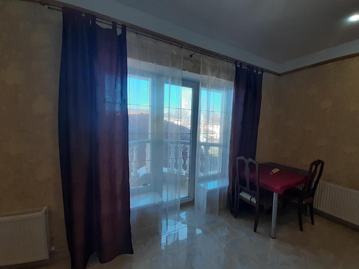 Appartement Аппартаменты С Балконом à Odessa Extérieur photo